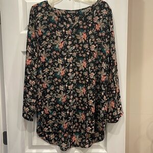 Beautiful, high low tunic size large from EXPRESS